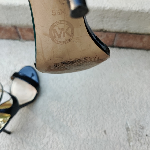 Michael Kors strappy ankle strap patent leather heeled sandal - Picture 13 of 16